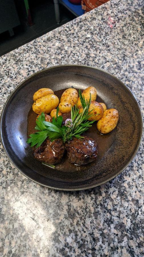 B&B Restaurant Le Pernollet Evionnaz Экстерьер фото